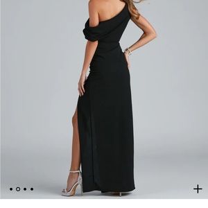 Black Off-the-Shoulder Windsor Dress